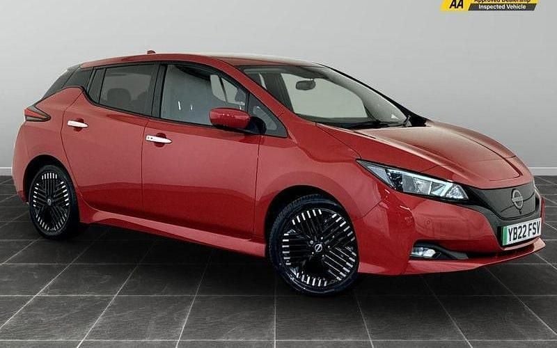 Red Used 2022 Nissan Leaf N-Connecta Hatchback | £8,495 (Super price) - Image 1/2