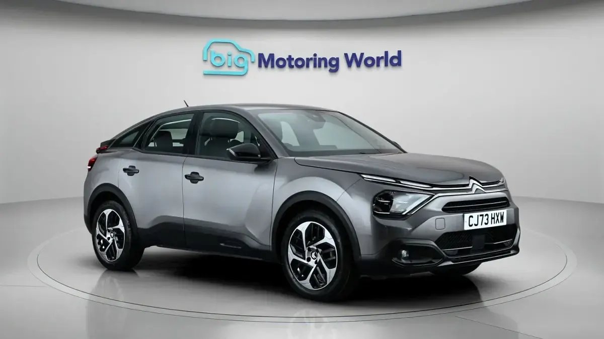 Used Citroën C4 PureTech 101 HP (74 kW) 2023 SUV