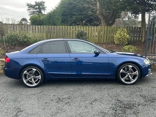 Used Audi A4 Black Edition 140 HP (102 kW) 2014 Blue Sedan