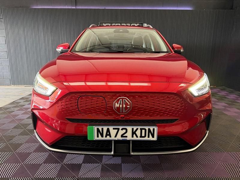 Usado MG ZS Trophy 130 kW (177 CV) 2022 Rojo SUV