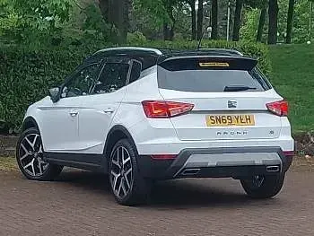Used Seat Arona FR Sport 115 HP (84 kW) 2019 White SUV