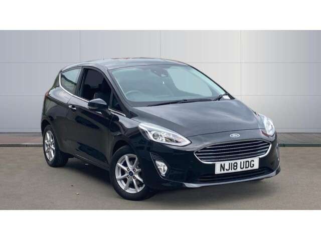 Black Used 2018 Ford Fiesta Zetec Hatchback | £8,460 (Good price) - Image 1/4