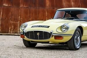 Usado Jaguar E-Type 276 CV (202 kW) 1971 Amarillo Coupe