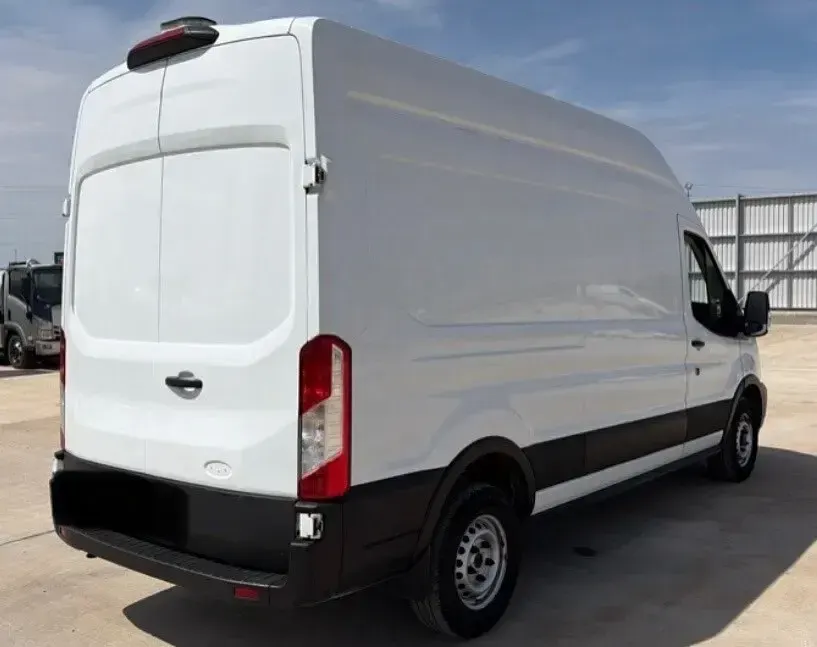 Used Ford Transit 130 HP (95 kW) 2021 White Van