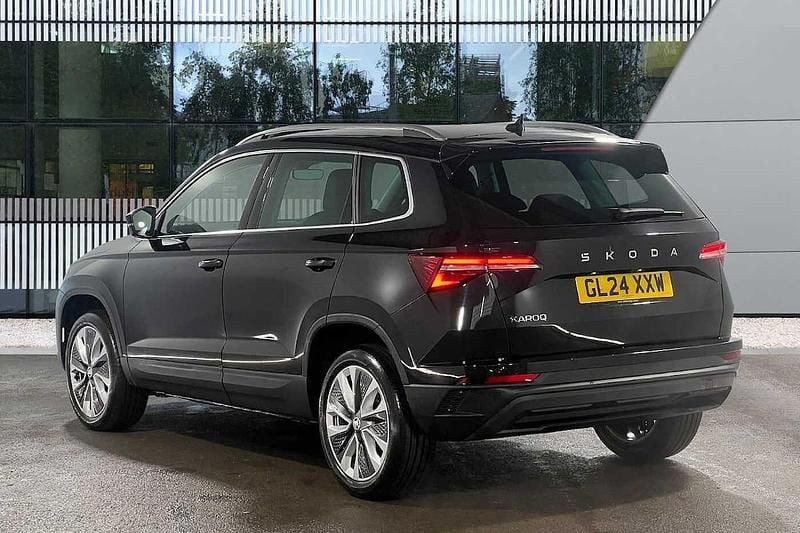 Used Skoda Karoq SE L 85 HP (62 kW) 2024 Black magic pearl effect SUV