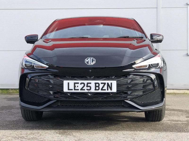 Used MG MG3 Trophy 194 HP (142 kW) 2025 Black Hatchback