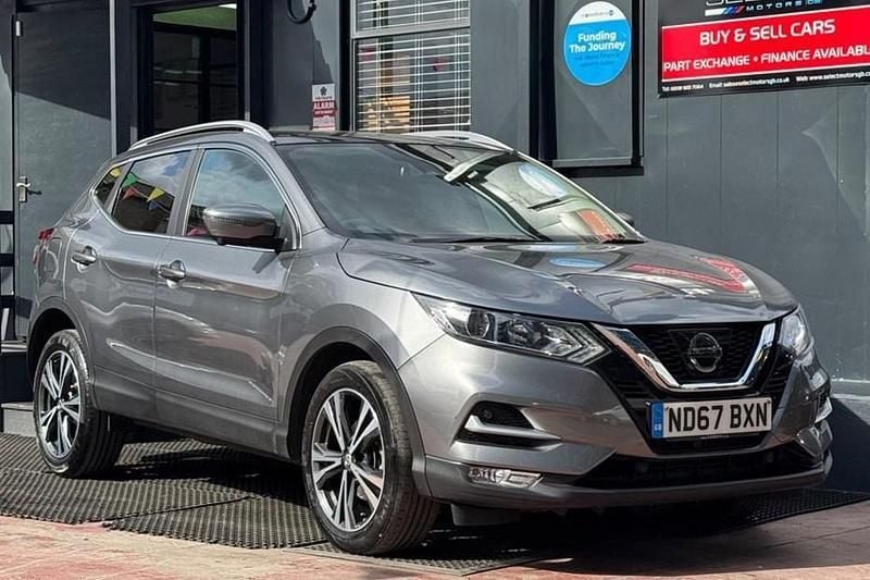 Used 2017 Nissan Qashqai N-Connecta SUV | £10,239 (Fair price) - Image 1/1