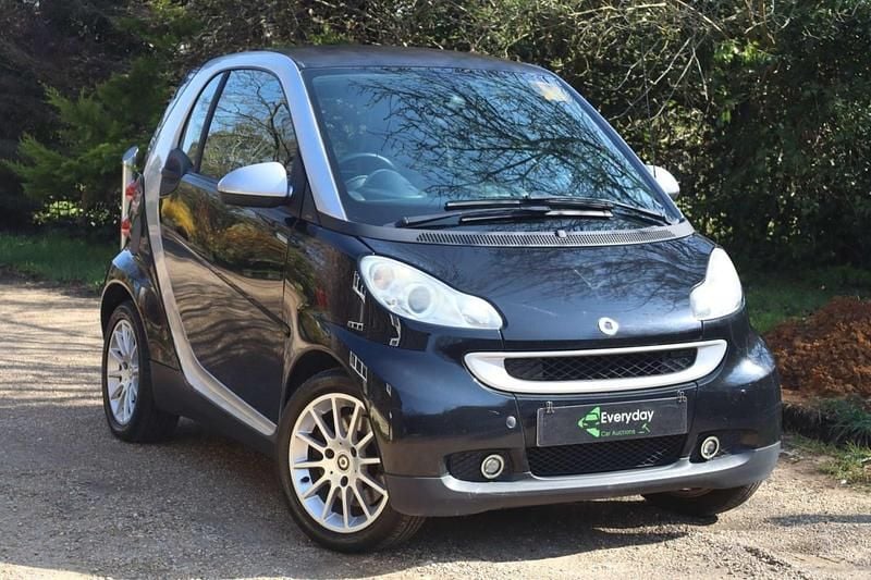 Used Smart ForTwo Coupé Passion 71 HP (52 kW) 2008 Silver Coupe