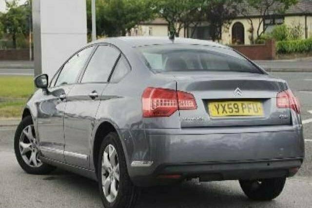 Used 2009 Citroën C5 Sedan | £7,295 (Expensive) - Image 1/3