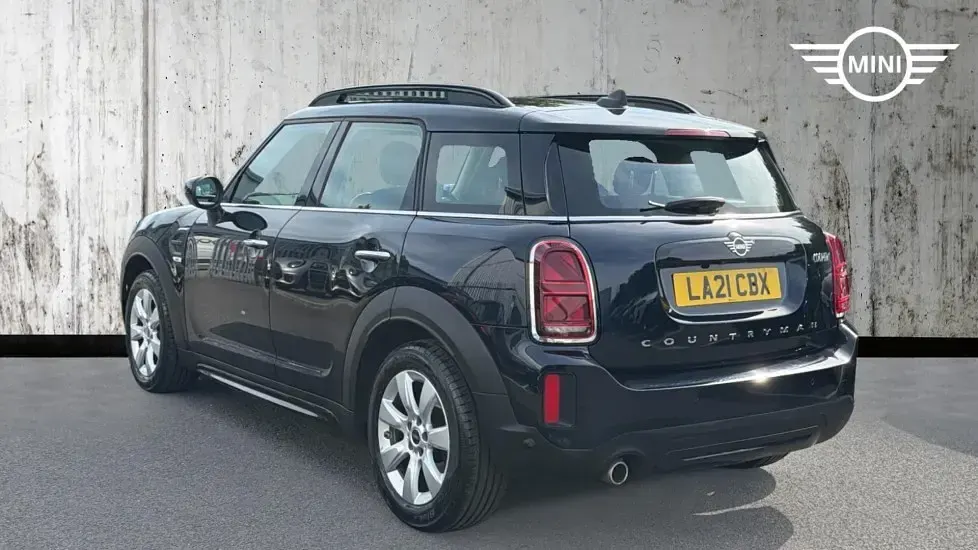 Used Mini Cooper Countryman Classic 134 HP (98 kW) 2021 Black SUV