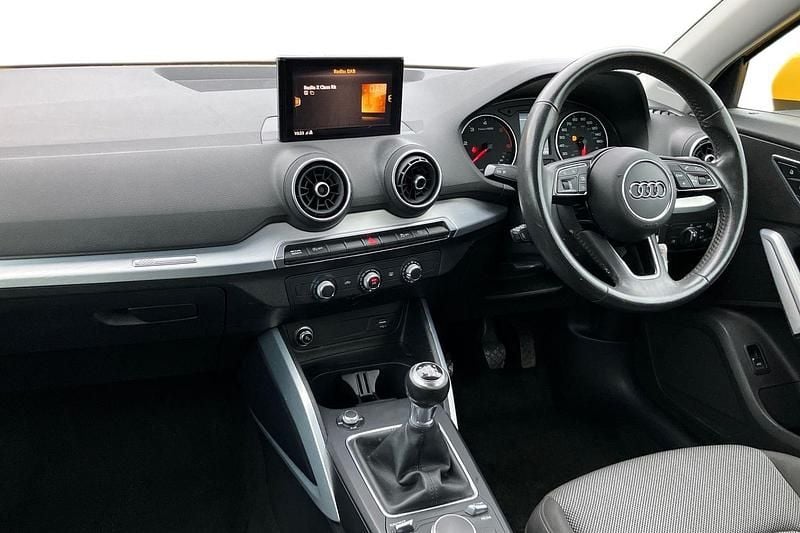 Used Audi Q2 Sport 116 HP (85 kW) 2019 Yellow SUV