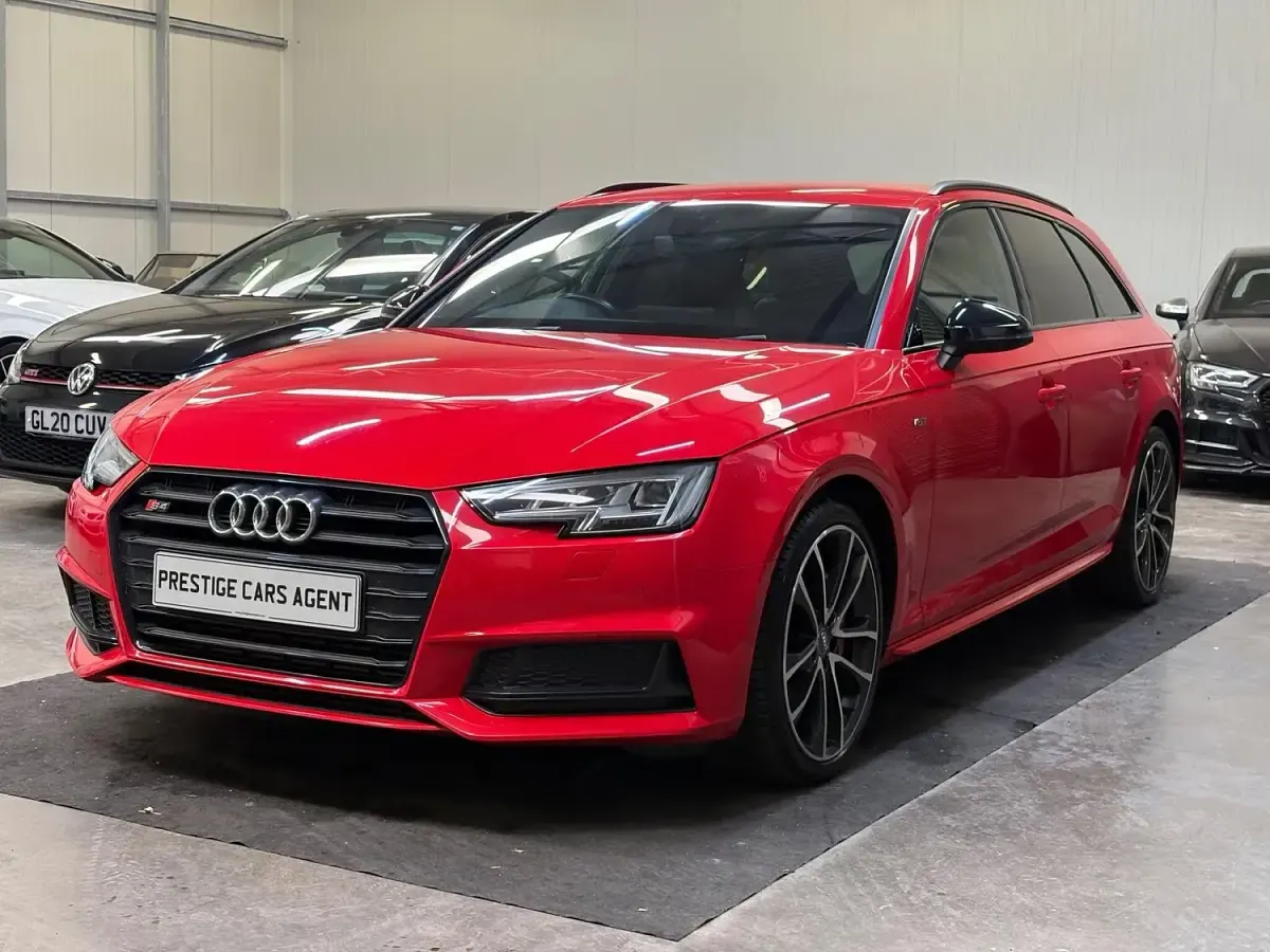 Used Audi S4 354 HP (260 kW) 2017 Red Estate
