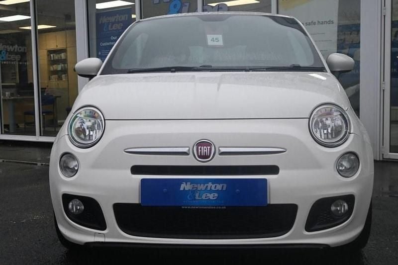 Used Fiat 500 S 69 HP (50 kW) 2015 White Hatchback