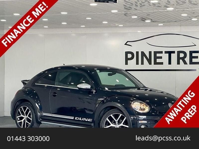 Used VW Beetle Dune 105 HP (77 kW) 2018 Black Hatchback