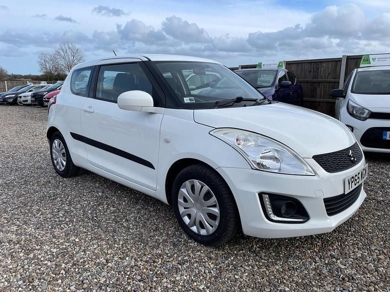 Used Suzuki Swift SZ3 2015 White Hatchback