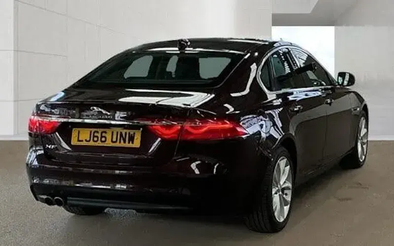Used Jaguar XF Portfolio 179 HP (131 kW) 2020 Sedan