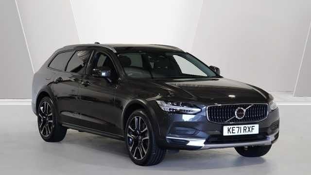 Used 2022 Volvo V90 CC Estate | £39,500 (Fair price) - Image 1/3