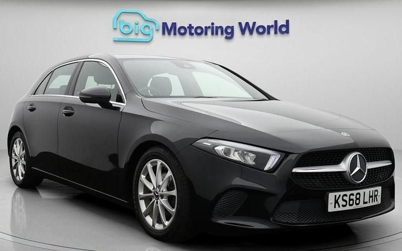 Used 2022 Mercedes A180 Hatchback | £13,650 (Super price) - Image 1/4