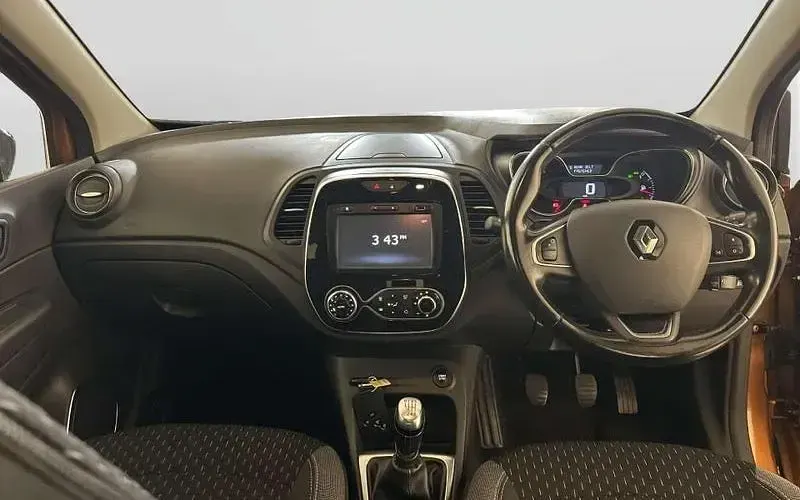 Używany Renault Captur Dynamique 110 KM (80 kW) 2018 Pomarańczowy SUV