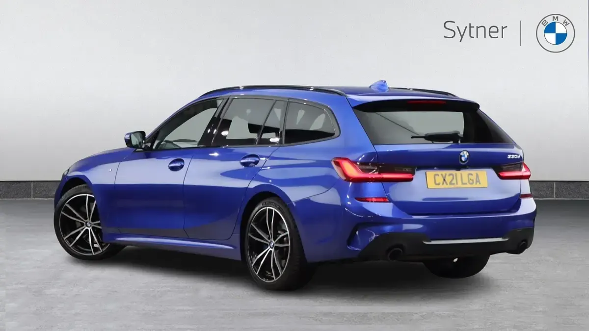 Used BMW 330 M Sport 282 HP (207 kW) 2021 Blue Estate