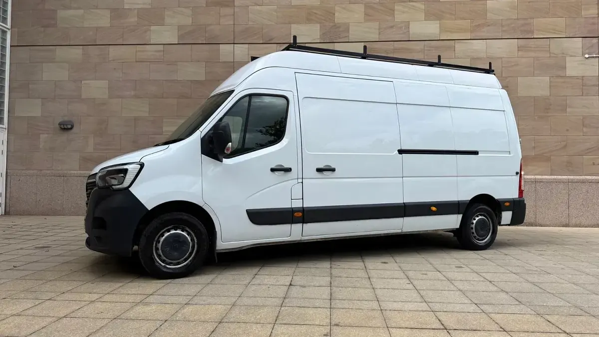 Used Renault Master Business 150 HP (110 kW) 2021 White MPV