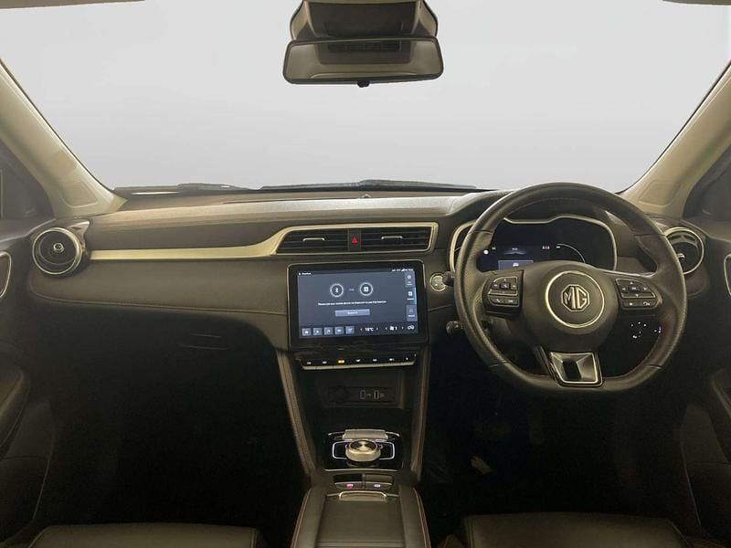 Usado MG ZS Trophy Connect 130 kW (177 HP) 2023 Preto SUV