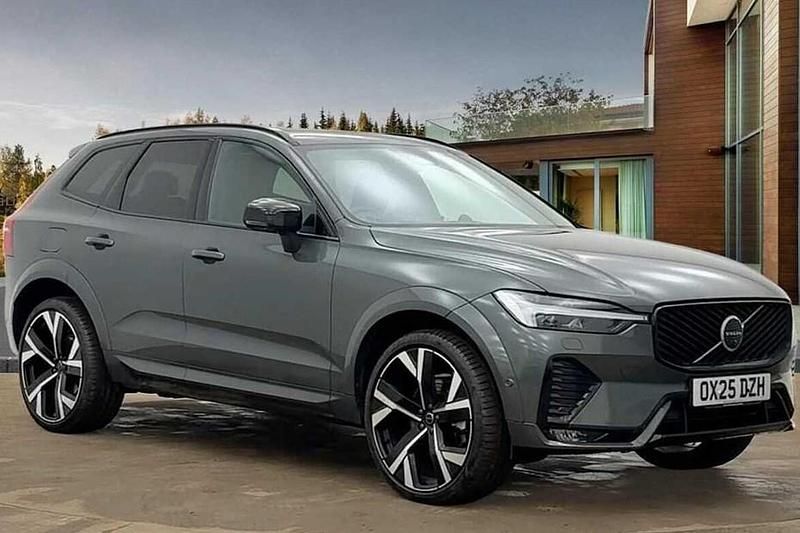 Green Used 2025 Volvo XC60 Ultra SUV | £49,200 (Expensive) - Image 1/1