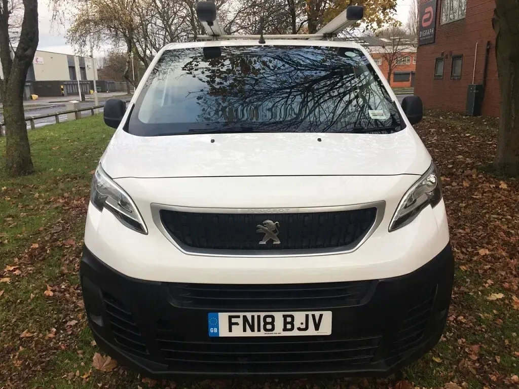 Used Peugeot Expert S 2018 White Van