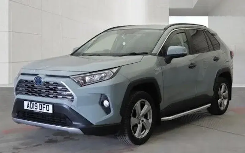 Used Toyota RAV4 Hybrid Design 218 HP (160 kW) 2019 SUV