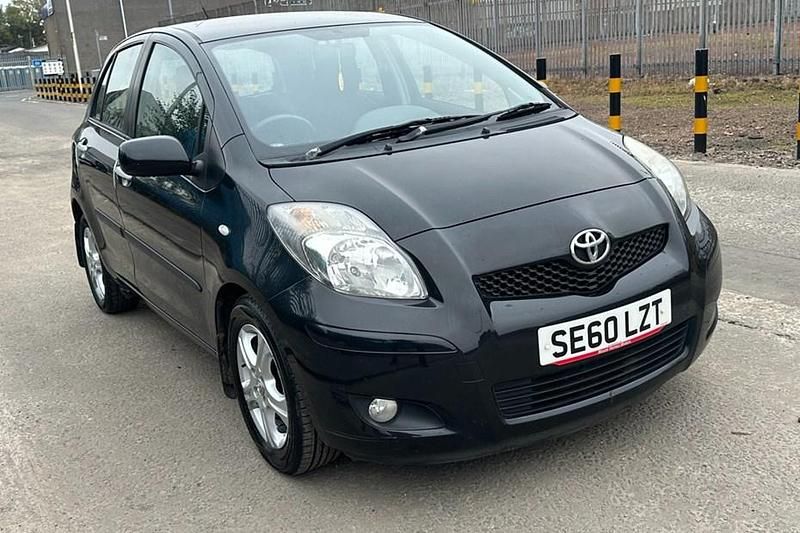 Black Used 2010 Toyota Yaris Hatchback | £2,295 (Good price) - Image 1/1
