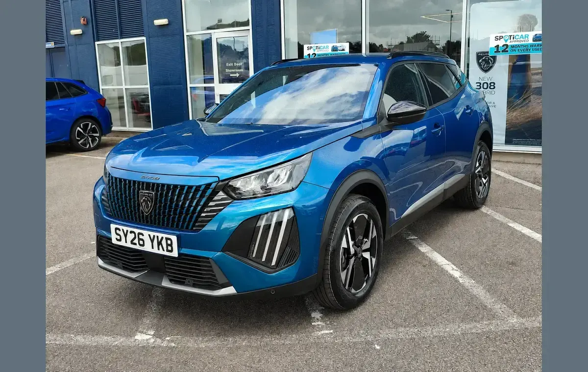 New Peugeot 2008 Allure 100 HP (73 kW) 2026 Blue SUV