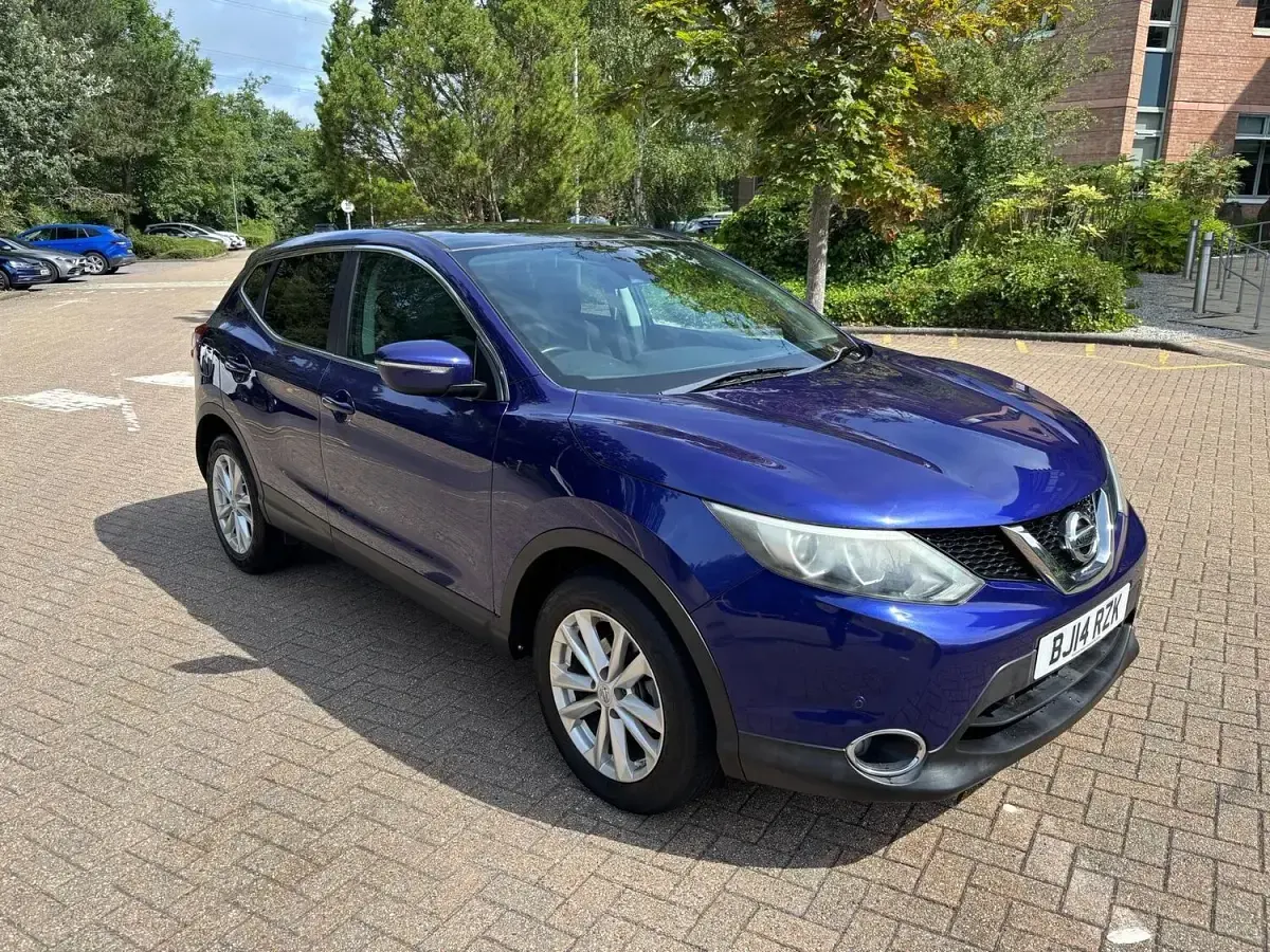 Used Nissan Qashqai Acenta Premium 2014 Blue SUV