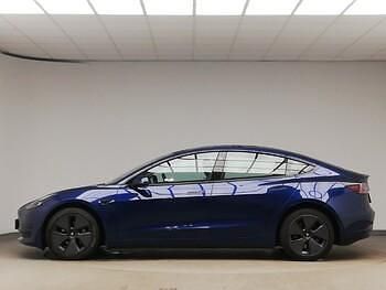 Used Tesla Model 3 RWD 208 kW (283 HP) 2022 Blue Sedan