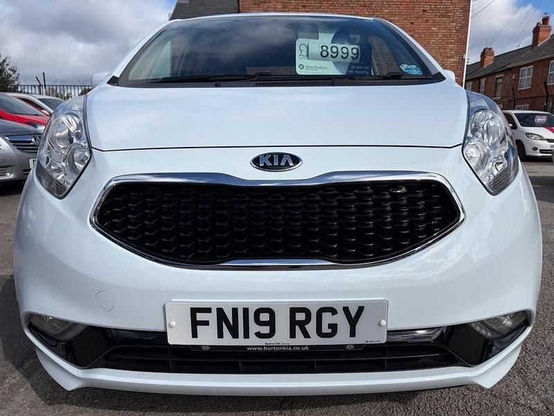 Used Kia Venga 125 HP (91 kW) 2019 White Hatchback