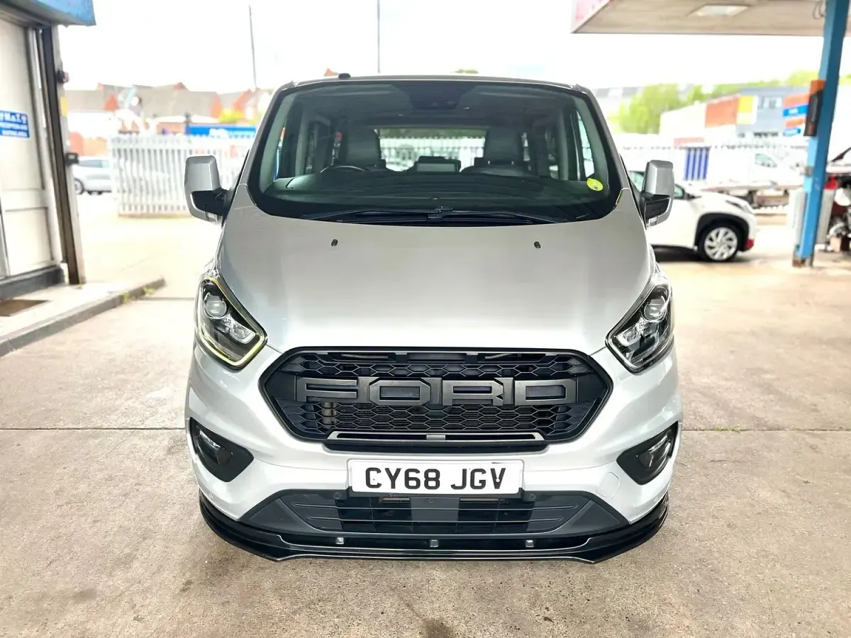 Used Ford Tourneo Titanium X 130 HP (95 kW) 2018 Silver MPV