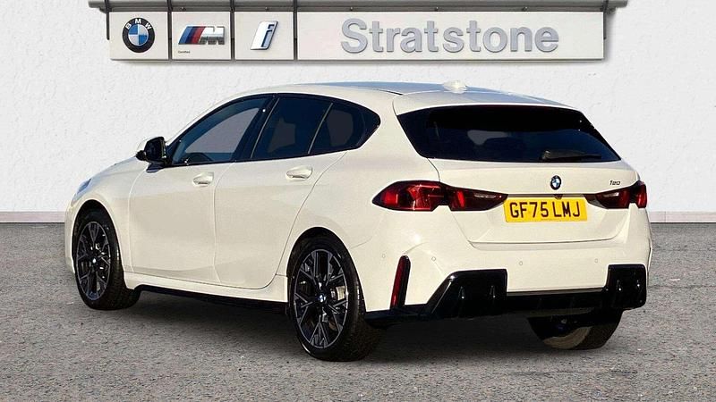 New BMW 120 M Sport 168 HP (123 kW) 2025 White Hatchback