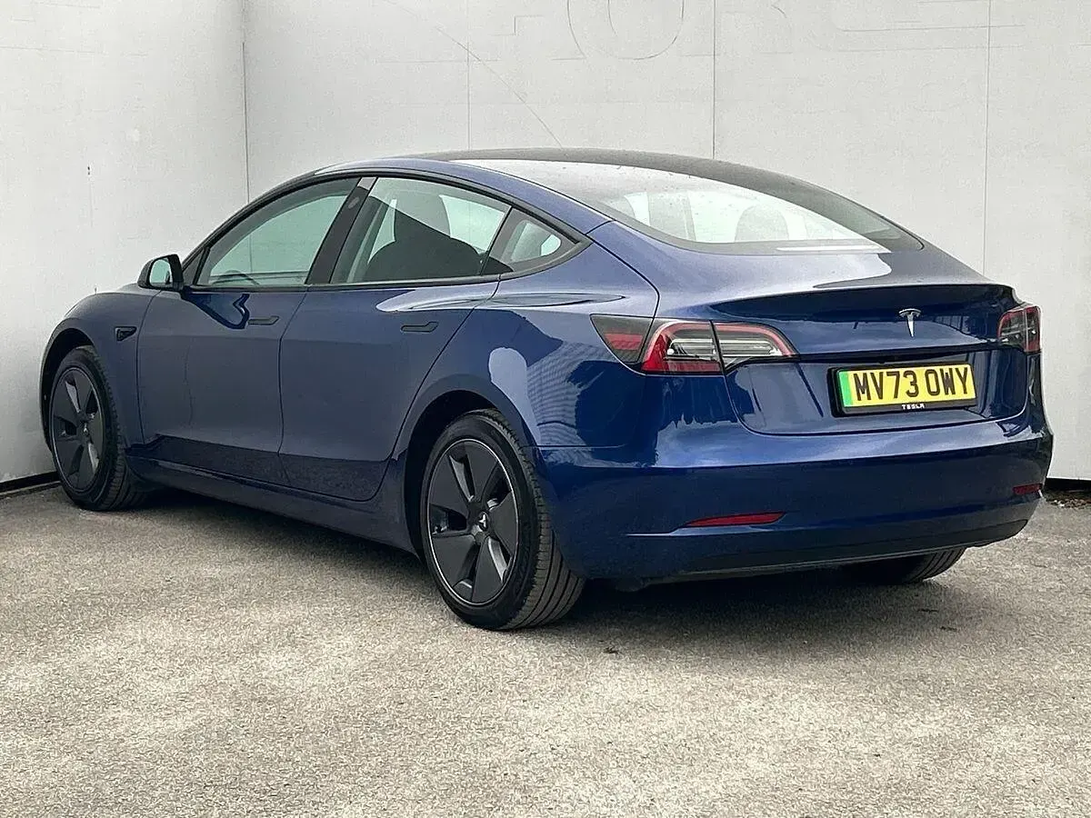 Used Tesla Model 3 RWD 235 kW (320 HP) 2023 Blue Sedan