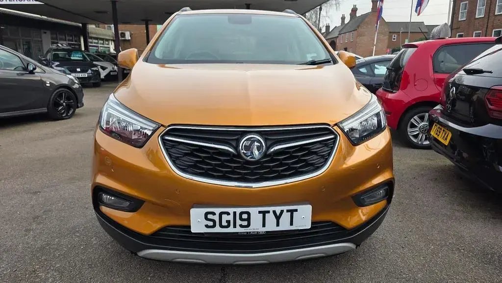 Used Vauxhall Mokka X Active 140 HP (102 kW) 2019 Orange SUV