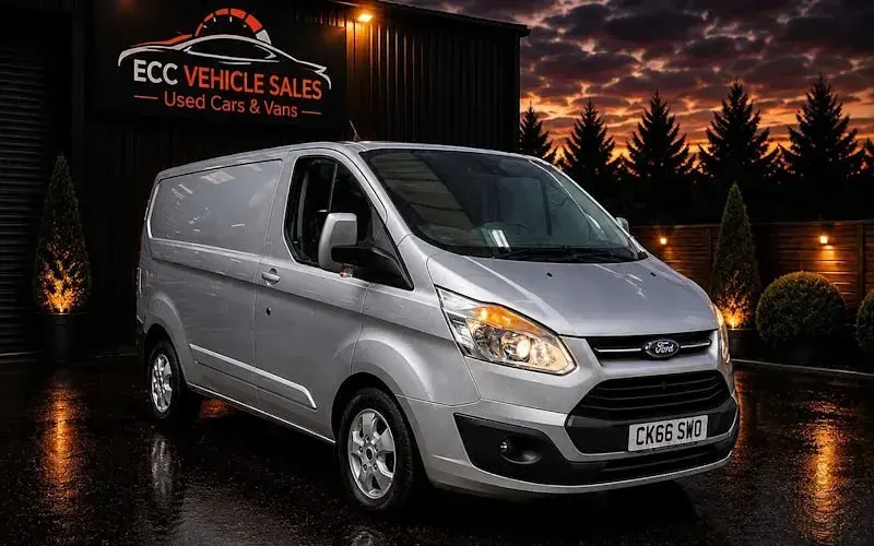 Used Ford Transit Custom Limited 170 HP (125 kW) 2016 Van