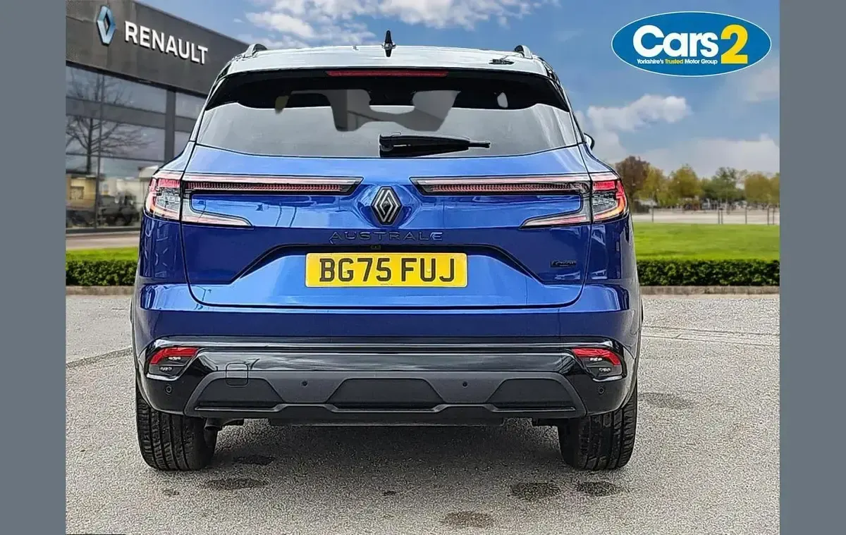 Used Renault Austral Iconic Esprit Alpine 200 HP (147 kW) 2025 Blue/black  SUV