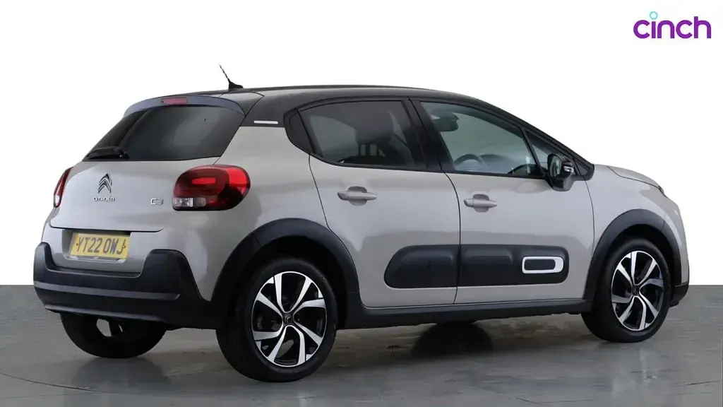 Used Citroën C3 PureTech 110 HP (80 kW) 2022 Beige Hatchback