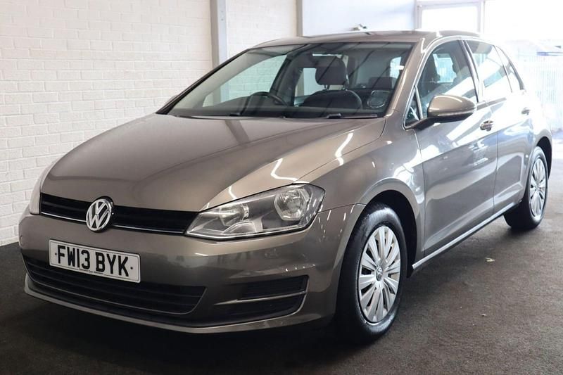 Used VW Golf VII S 122 HP (89 kW) 2013 Grey Hatchback