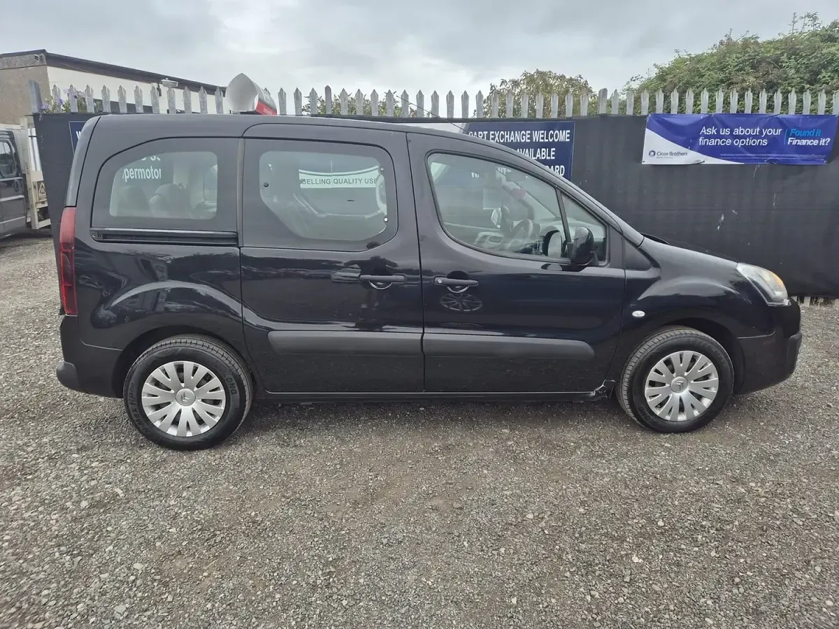 Used Citroën Berlingo Feel 2015 Black MPV