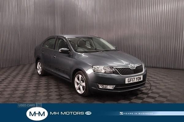 Grey Used 2017 Skoda Rapid SE L Hatchback | £6,495 (Fair price) - Image 1/4