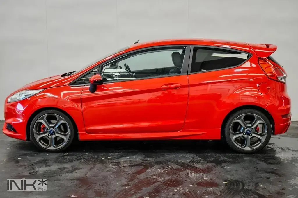 Used Ford Fiesta ST 2013 Red Hatchback