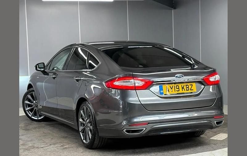 Used Ford Mondeo Vignale 177 HP (130 kW) 2019 Grey Hatchback