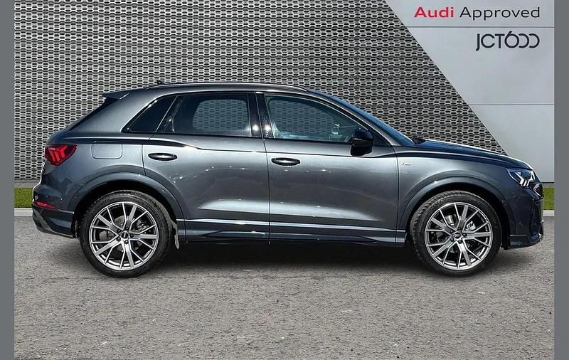 Used Audi Q3 Black Edition 150 HP (110 kW) 2025 Grey SUV