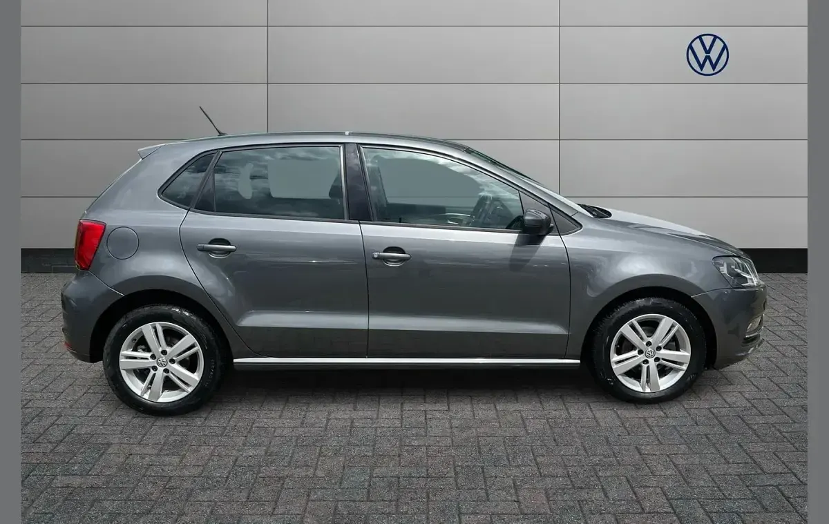 Used VW Polo Match 88 HP (64 kW) 2016 Grey Hatchback
