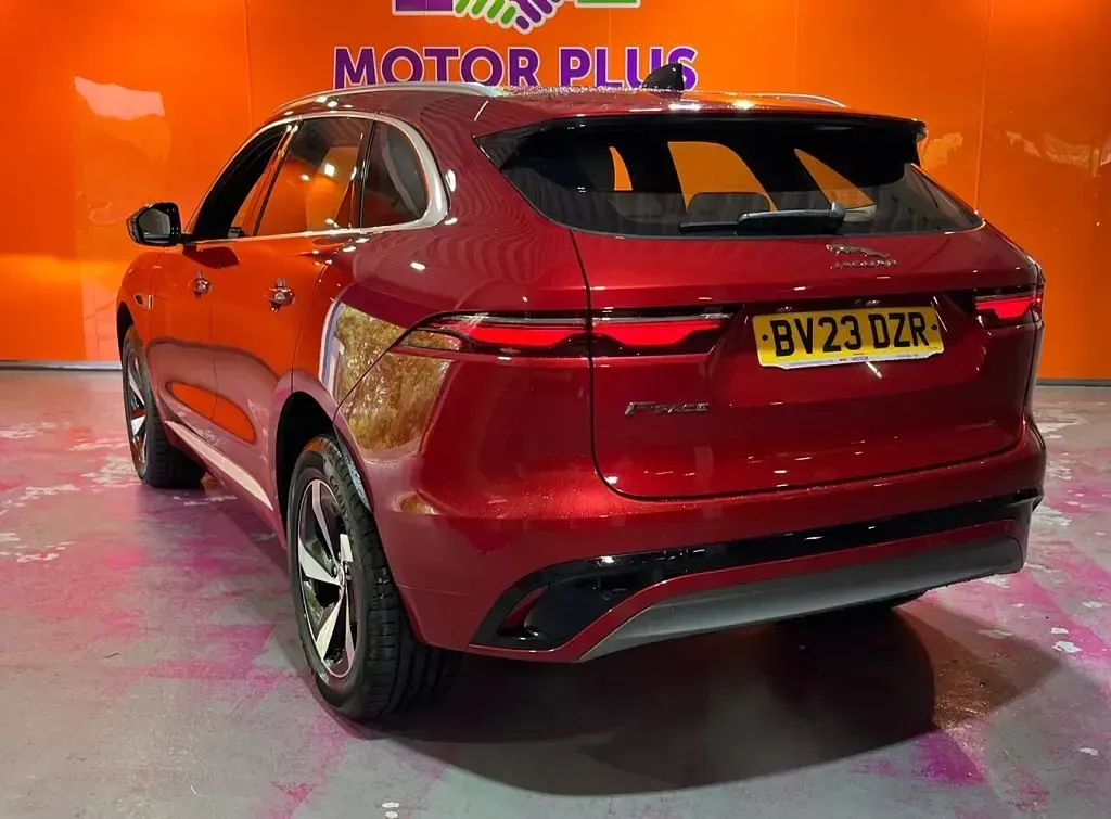 Used Jaguar F-Pace R-Dynamic 204 HP (150 kW) 2023 Red SUV