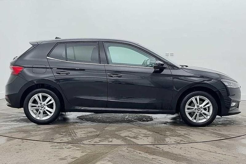 Used Skoda Fabia SE L 85 HP (62 kW) 2025 Black magic pearl effect Hatchback